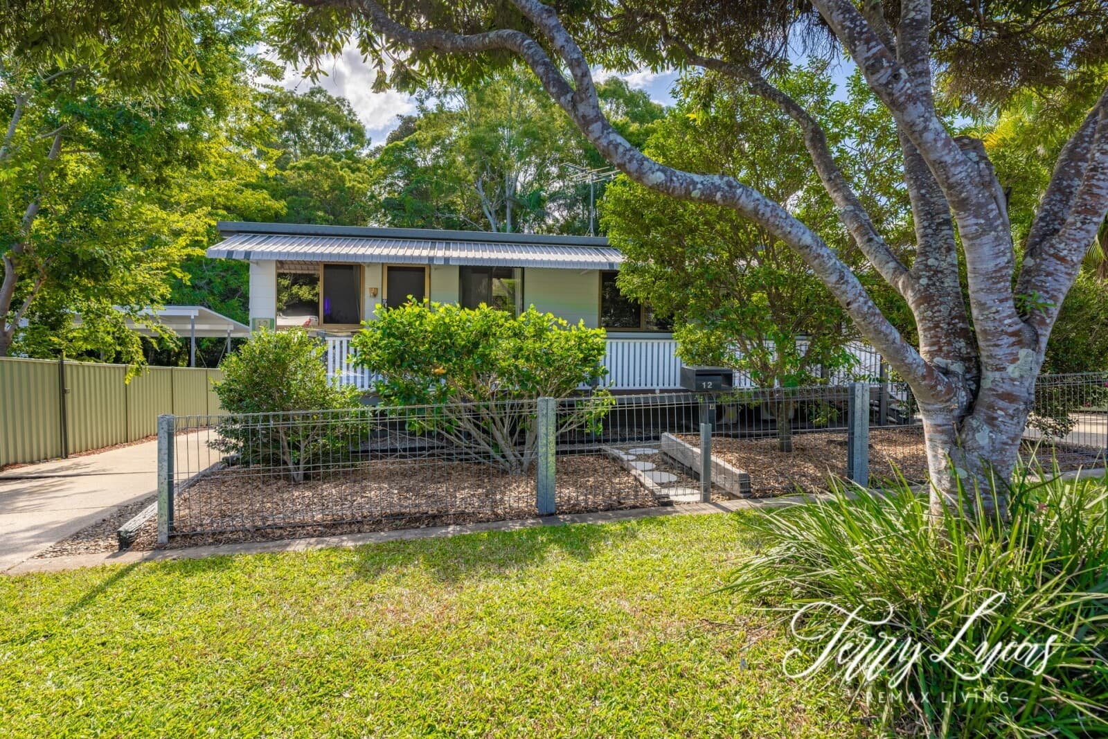 12 Hillcrest Avenue Caboolture QLD 4510, Caboolture - Thumbnail 3