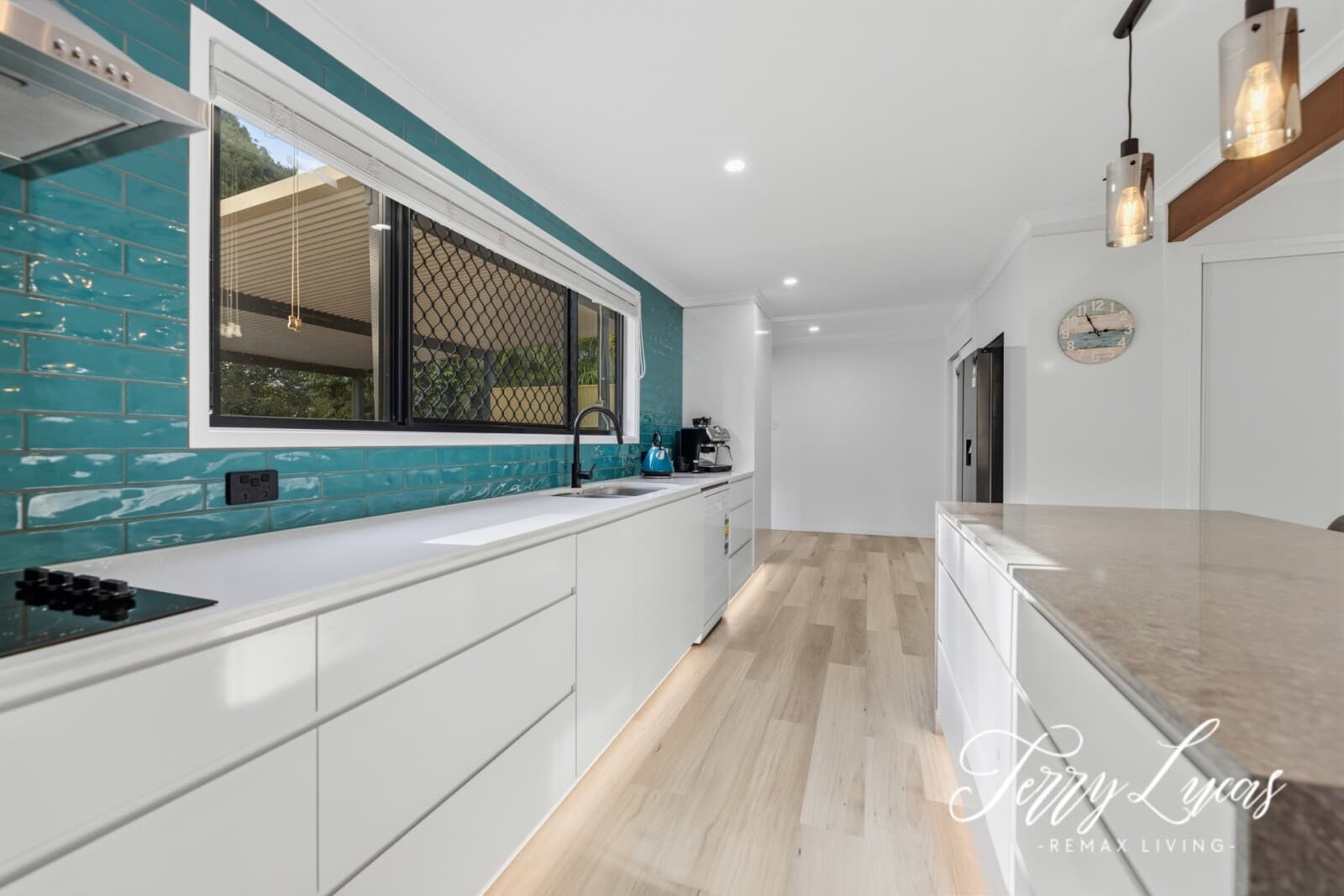 12 Hillcrest Avenue Caboolture QLD 4510, Caboolture - Thumbnail 7