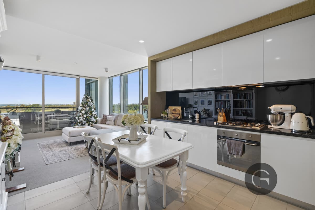 701/74 Queens Road, Melbourne, Melbourne - Thumbnail 4