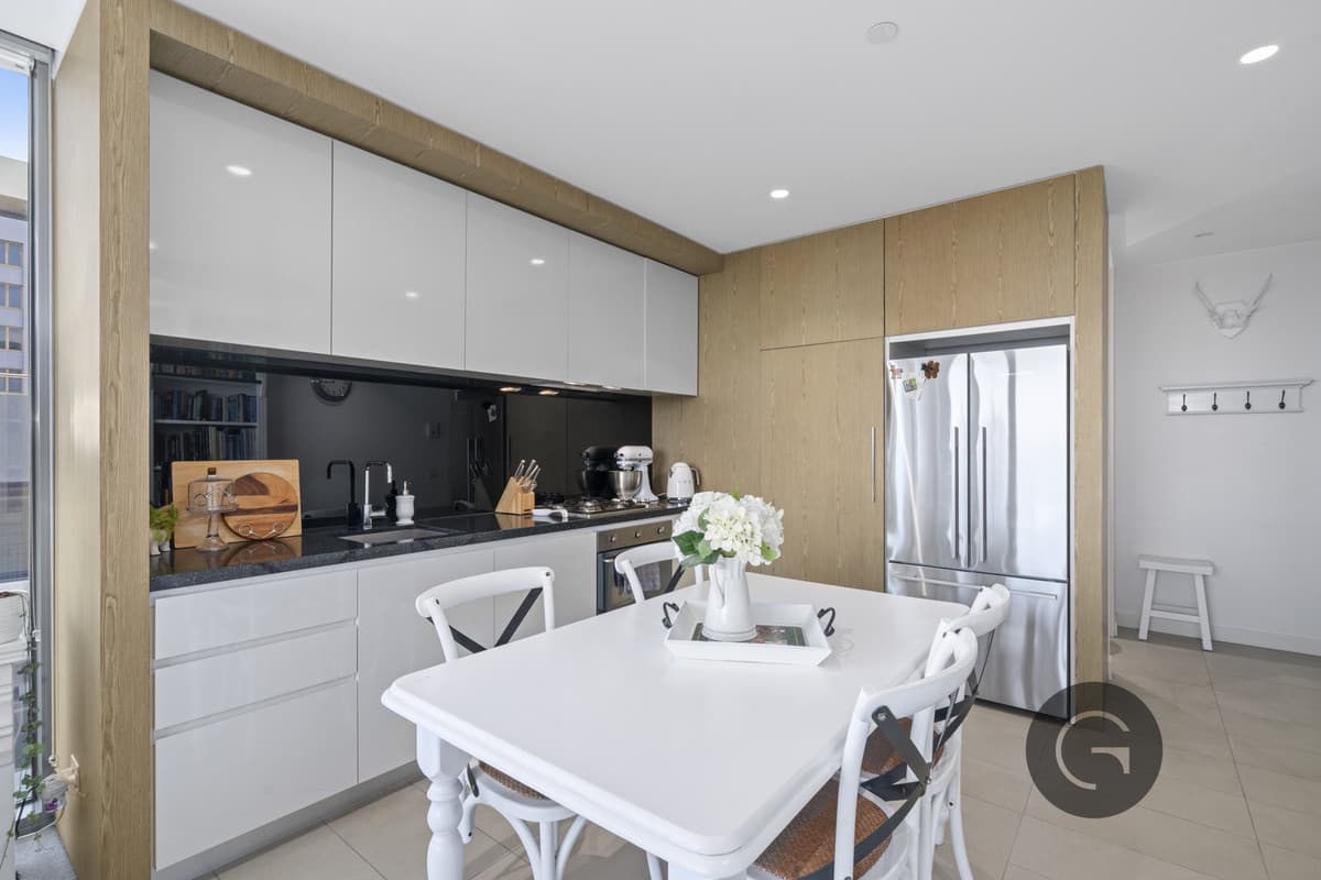 701/74 Queens Road, Melbourne, Melbourne - Thumbnail 5
