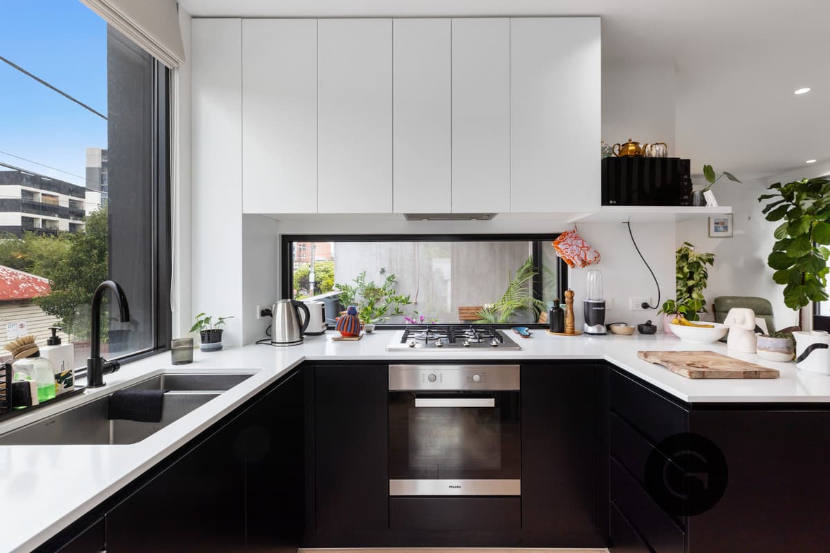 1B Huntly Street, Footscray, Footscray - Thumbnail 6