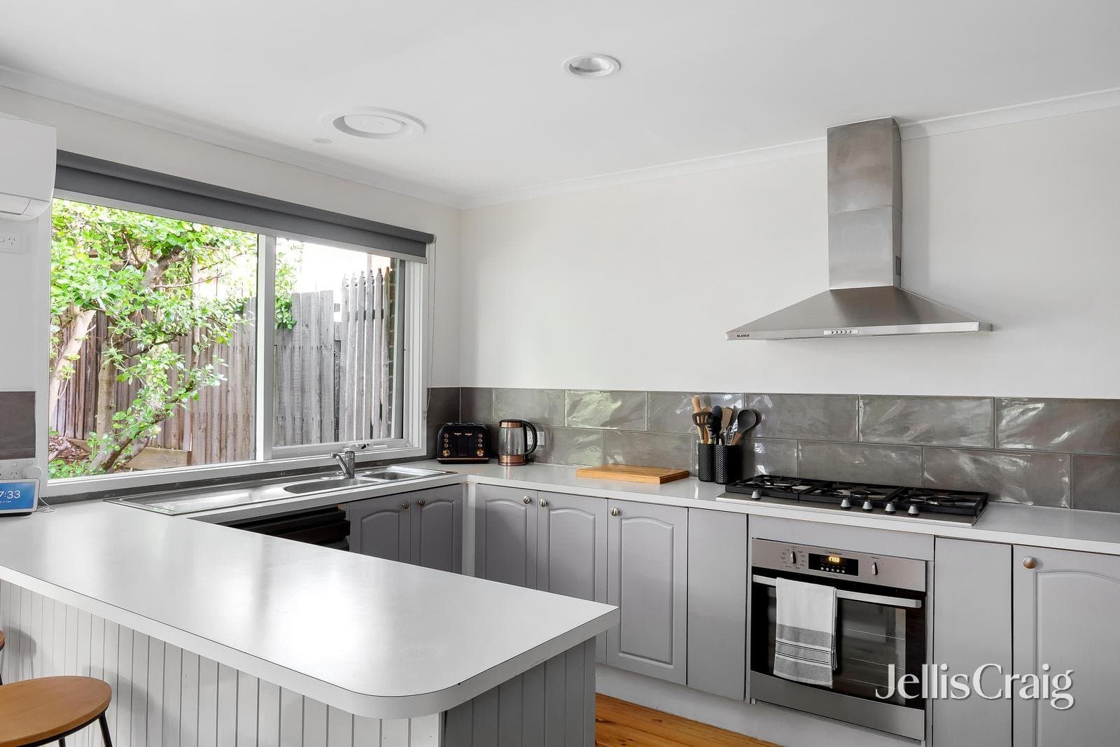 7 Melissa Close, Hurstbridge, Hurstbridge - Thumbnail 7