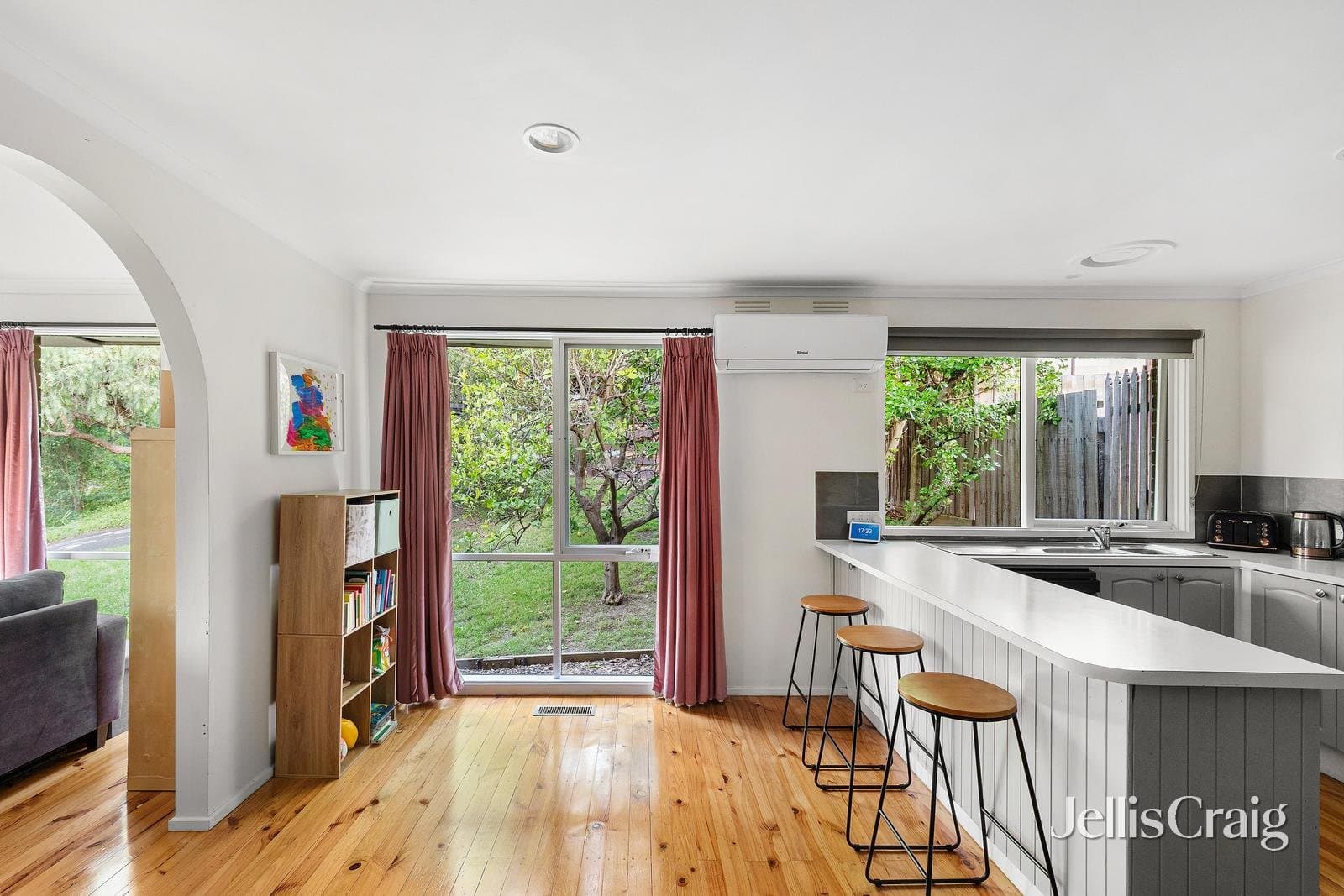 7 Melissa Close, Hurstbridge, Hurstbridge - Thumbnail 8