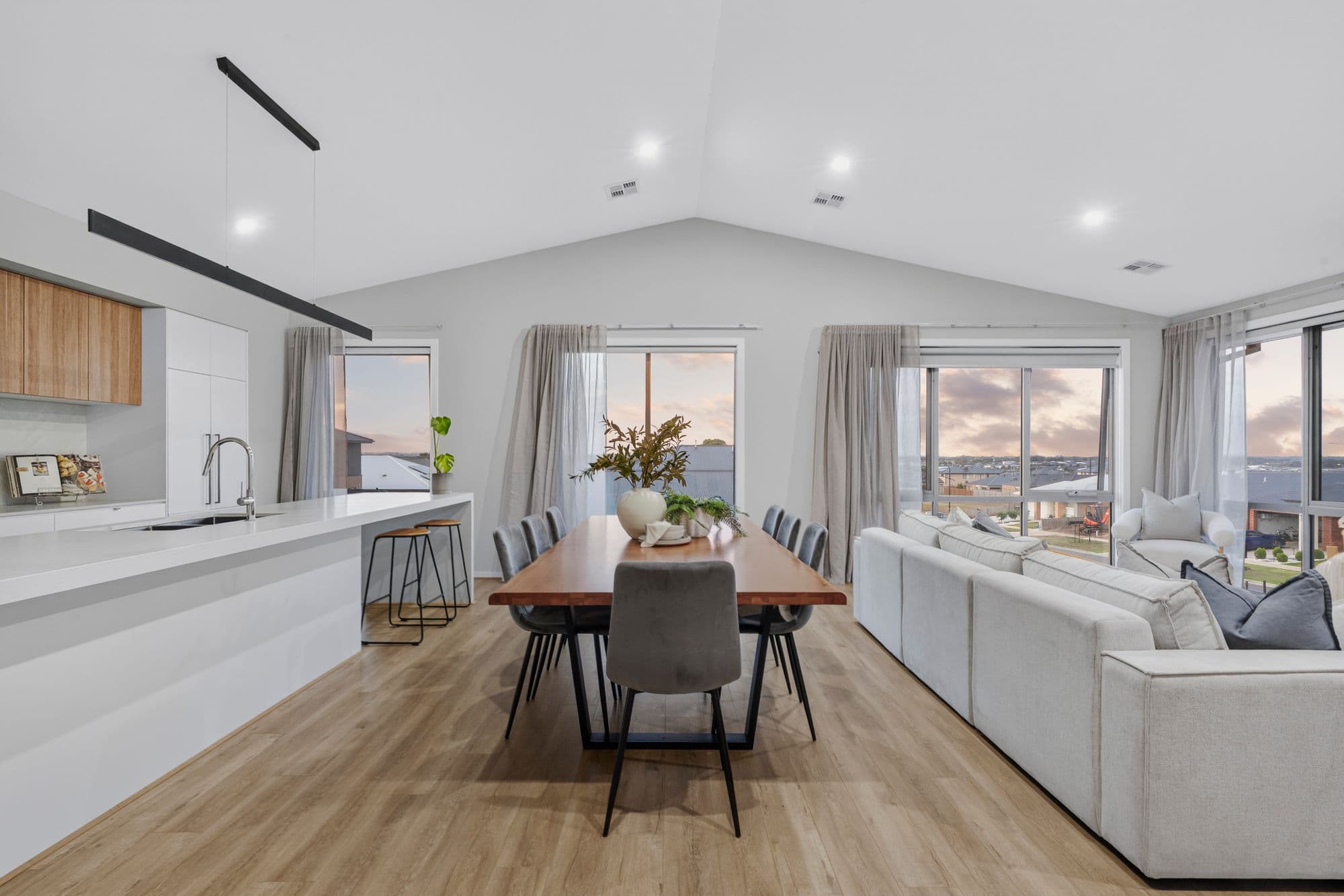 48 Hilltop Drive,CHARLEMONT, Charlemont - Thumbnail 2