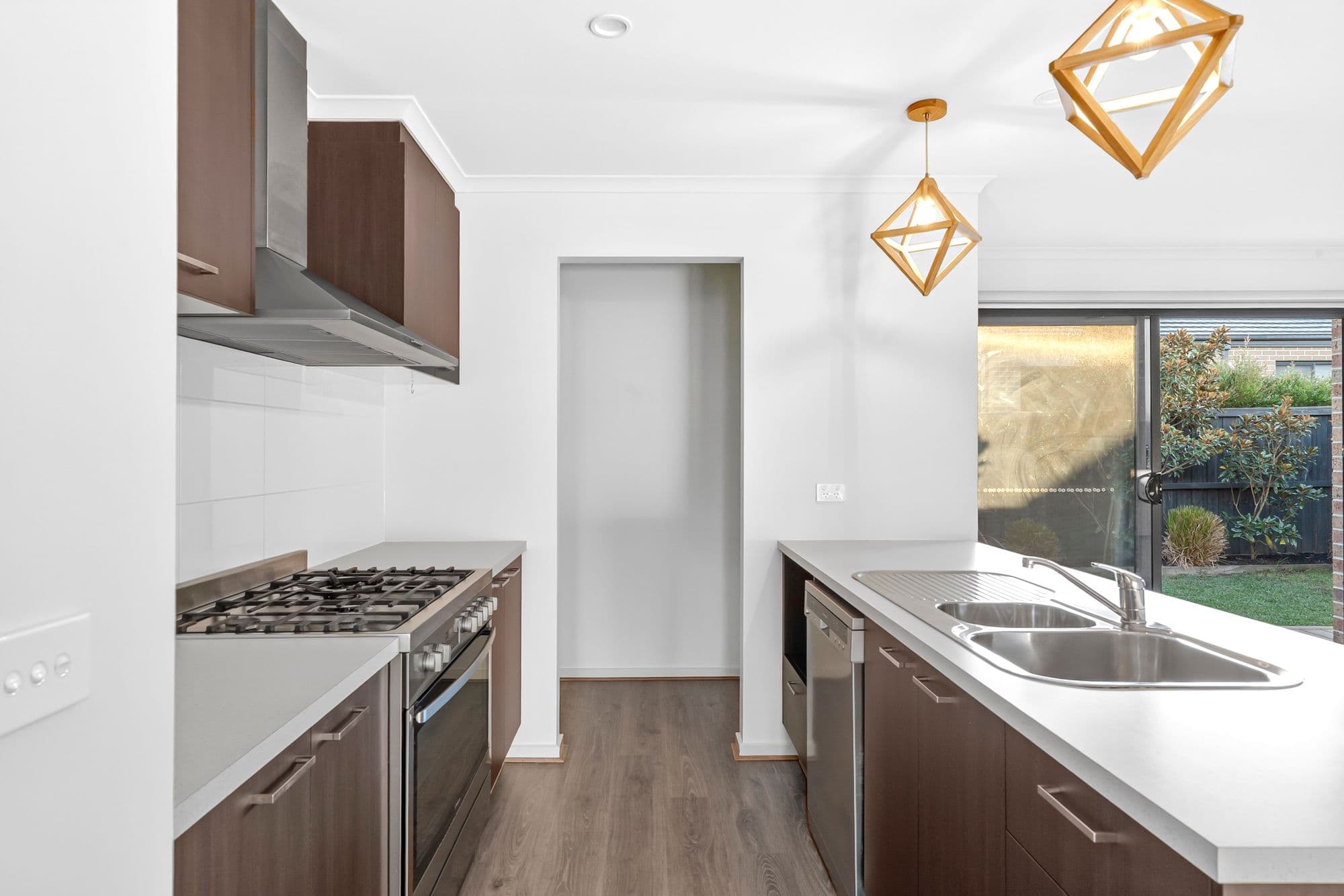 16 Lismore Street,ARMSTRONG CREEK, Armstrong Creek - Thumbnail 4