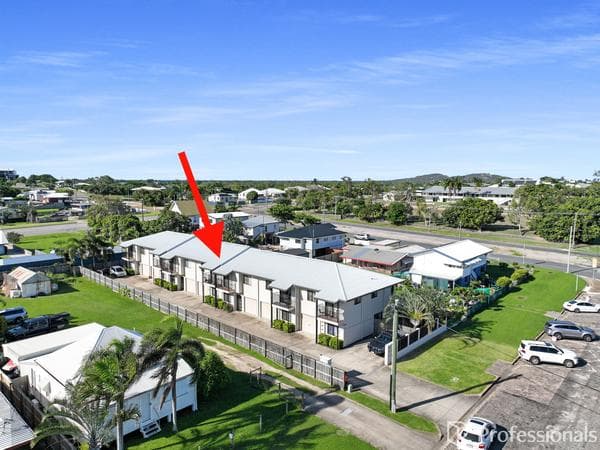 4/34 Poole Street, Bowen QLD 4805, Bowen - Image 1