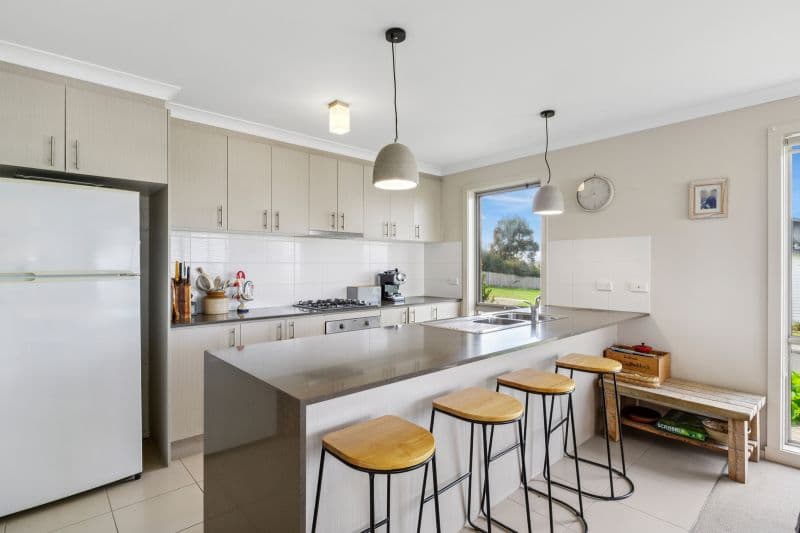 6 Overview Crescent, Apollo Bay - Thumbnail 6