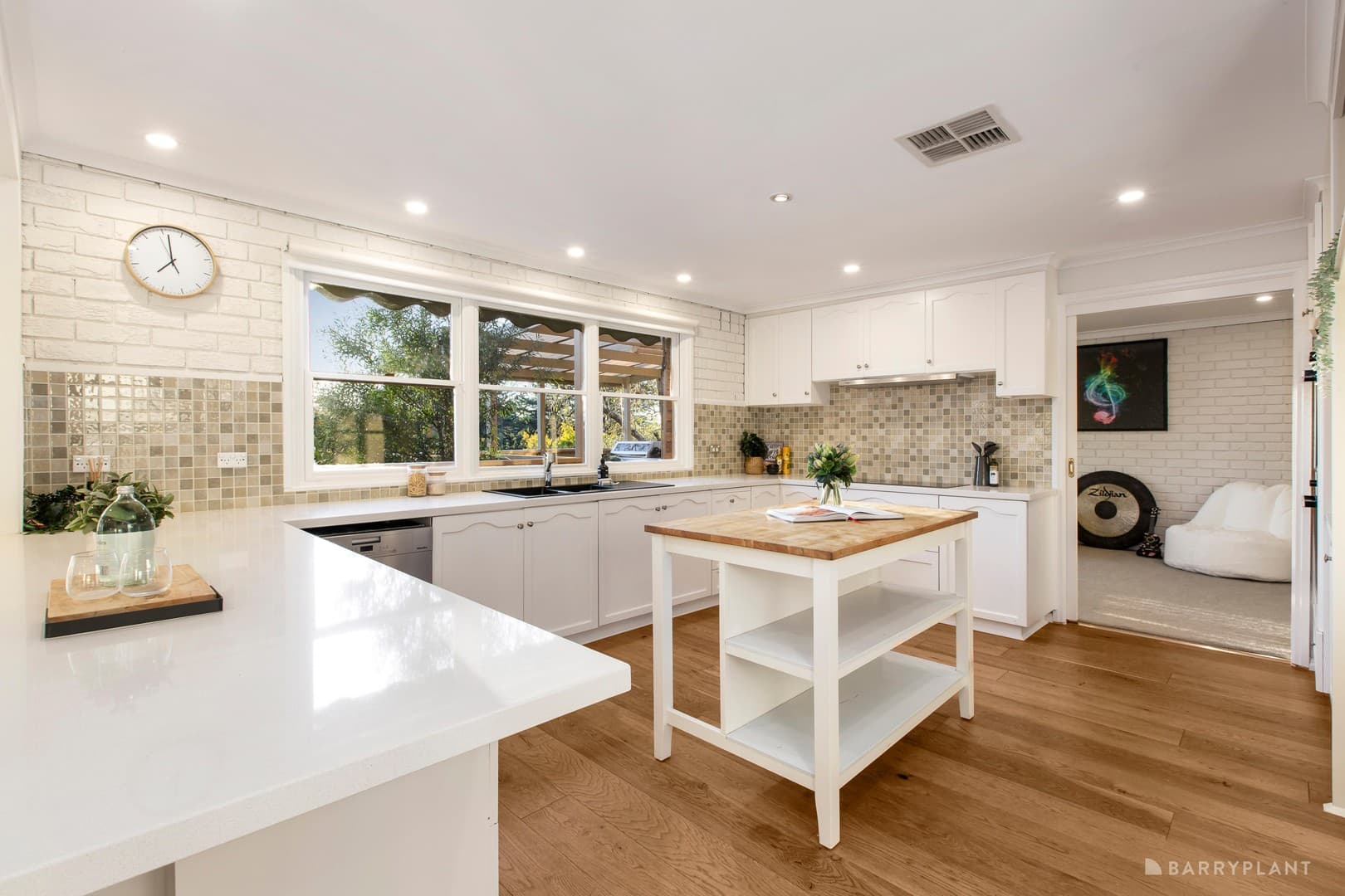 13-15 Smedley Road, Park Orchards, VIC 3114, Park Orchards - Thumbnail 4