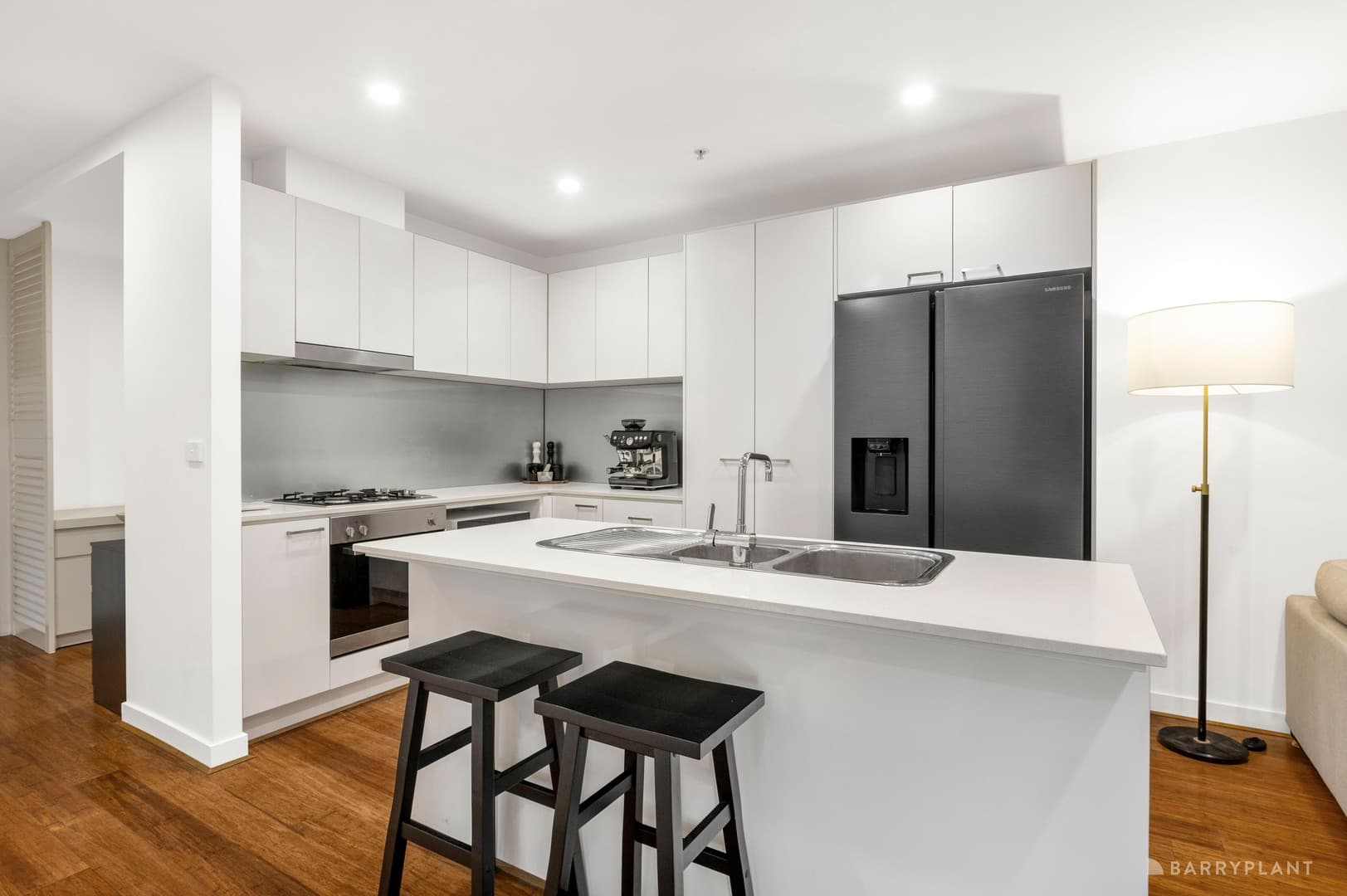 26/881 Doncaster Road, Doncaster East, VIC 3109, Doncaster East - Thumbnail 2