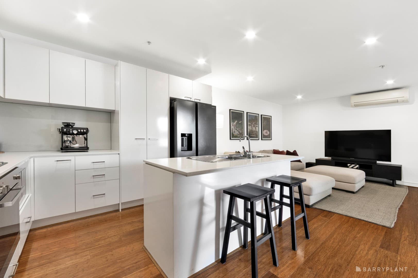 26/881 Doncaster Road, Doncaster East, VIC 3109, Doncaster East - Thumbnail 3