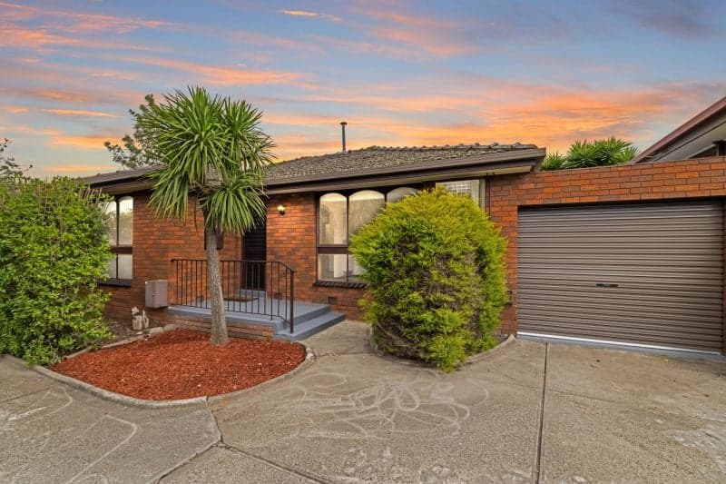1/8 Hobbs Crescent, Reservoir, Reservoir - Image 1