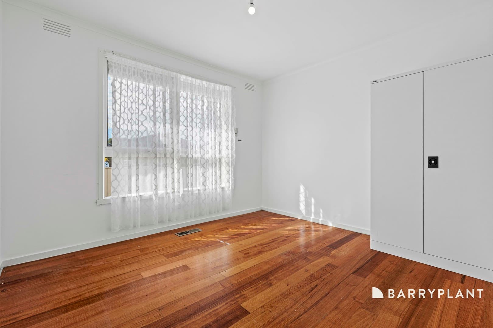 27 Lynne Street, Lalor, VIC 3075, Lalor - Thumbnail 7