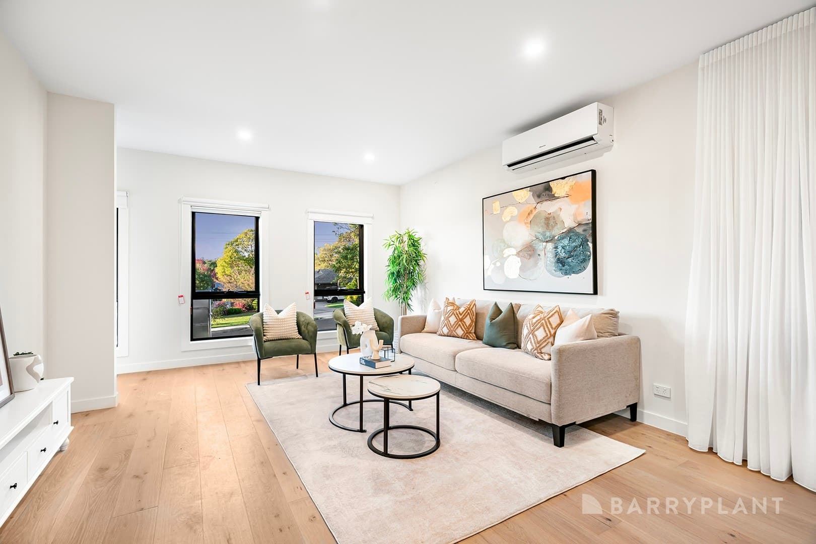 1/2 & 3/22 Irvine Street, Mount Evelyn - Thumbnail 2