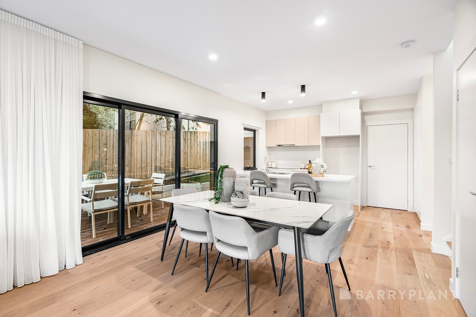 1/2 & 3/22 Irvine Street, Mount Evelyn - Thumbnail 3