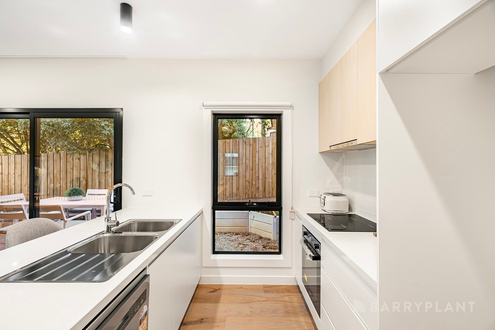 1/2 & 3/22 Irvine Street, Mount Evelyn - Thumbnail 5