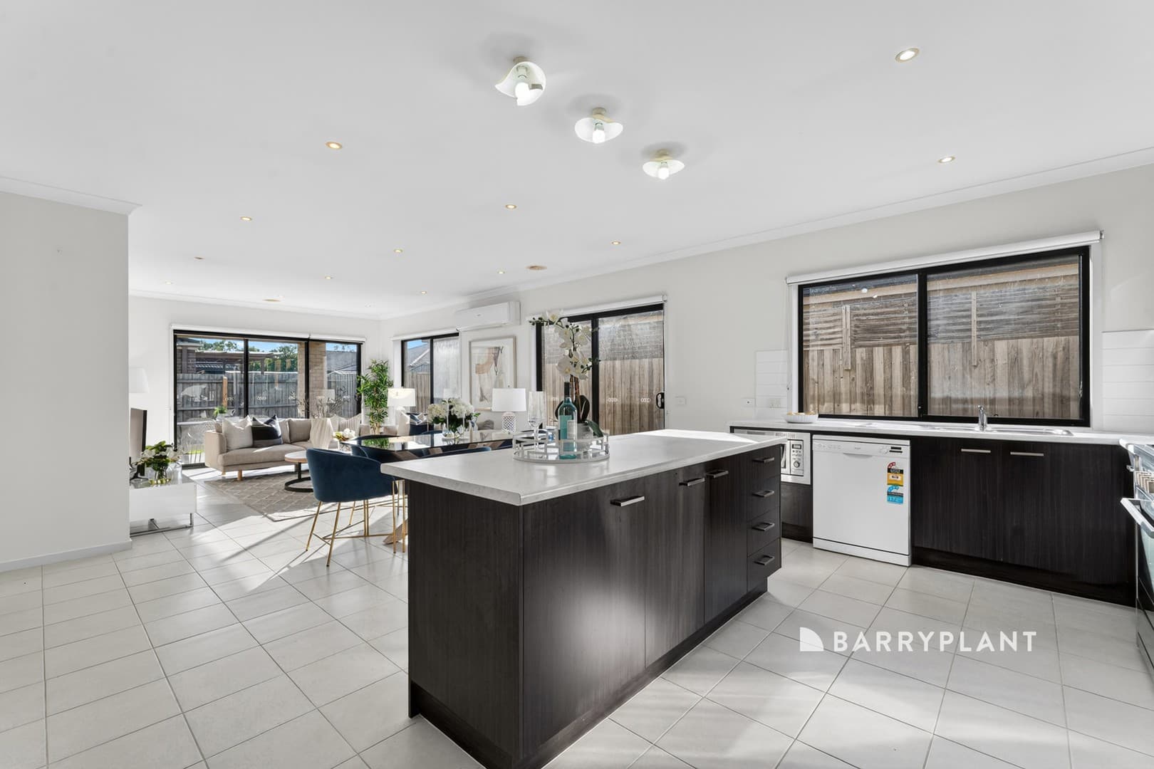 13 Avisha Way, Narre Warren, VIC 3805, Narre Warren - Thumbnail 2