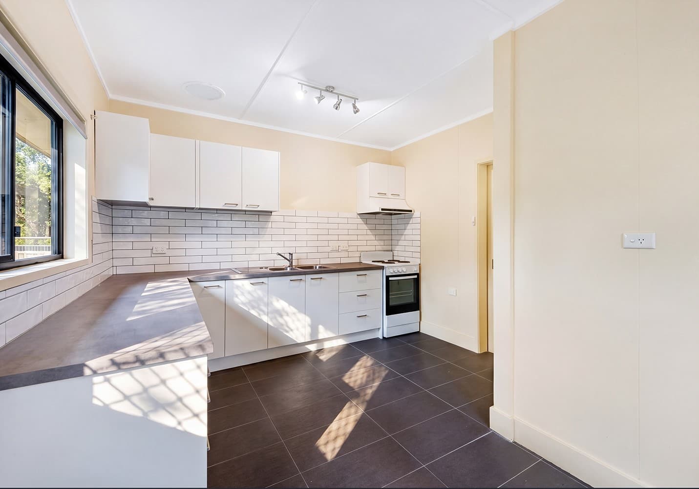 3 Joy Street, Frankston, VIC 3199, Frankston - Thumbnail 5