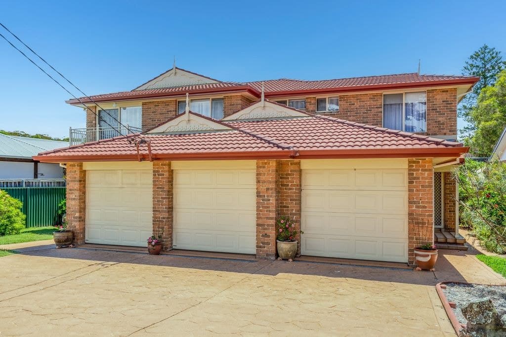 2/18 Pacific Street, Wamberal - Thumbnail 2