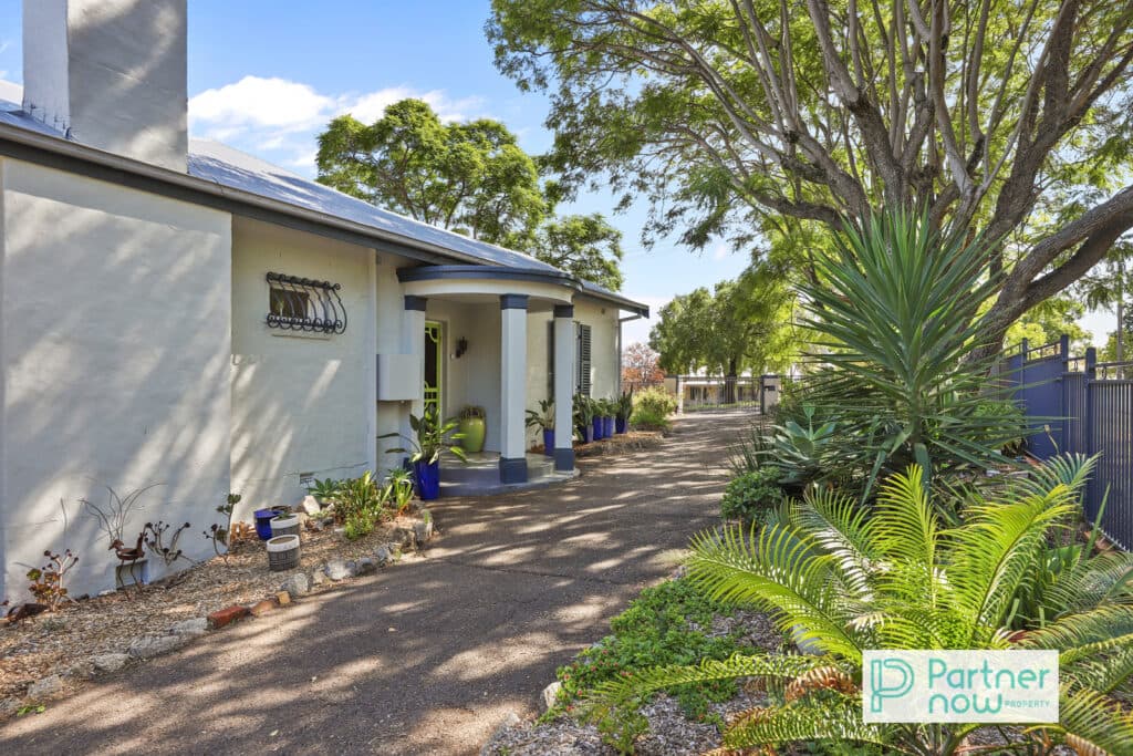 47 Murray Street, TAMWORTH NSW 2340, Tamworth - Thumbnail 2