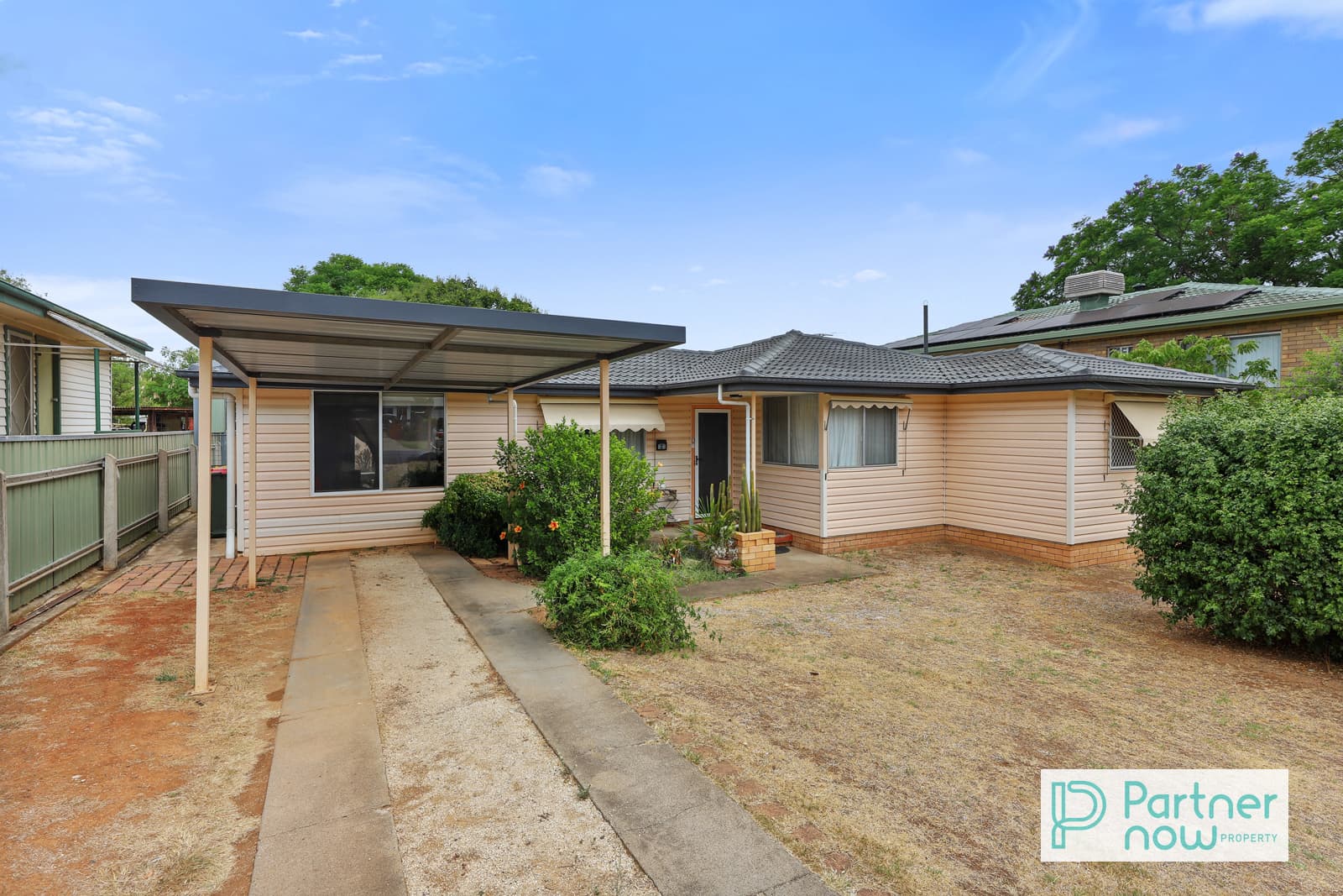 2 Brolga Crescent, TAMWORTH NSW 2340, Tamworth - Image 1