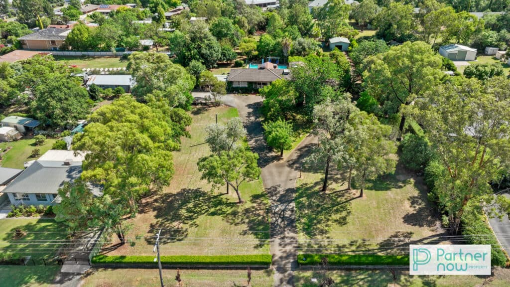 12 Panorama Road, TAMWORTH NSW 2340, Tamworth - Image 1