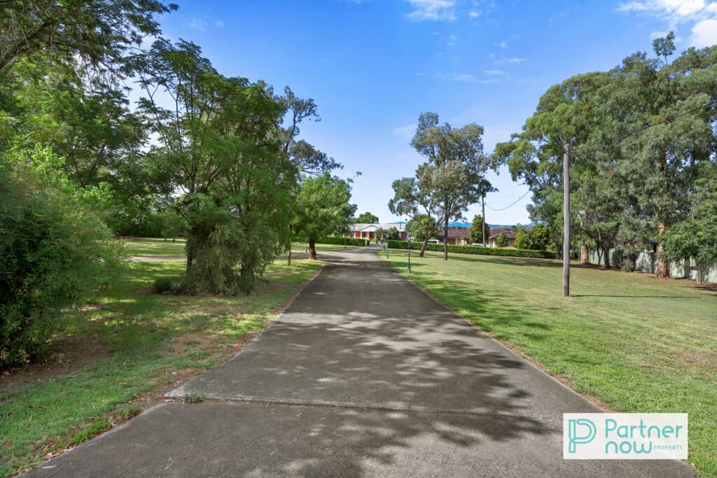 12 Panorama Road, TAMWORTH NSW 2340, Tamworth - Thumbnail 2