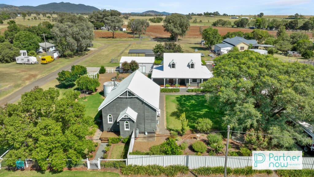 2 Tangaratta Street, DURI NSW 2344, Duri - Thumbnail 3