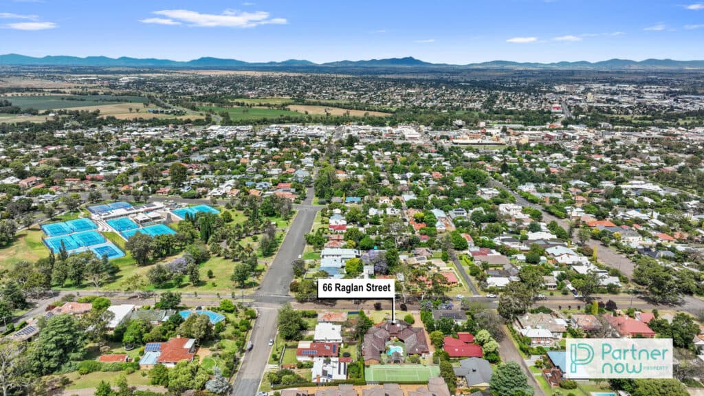 66 Raglan Street, TAMWORTH NSW 2340, Tamworth - Thumbnail 2