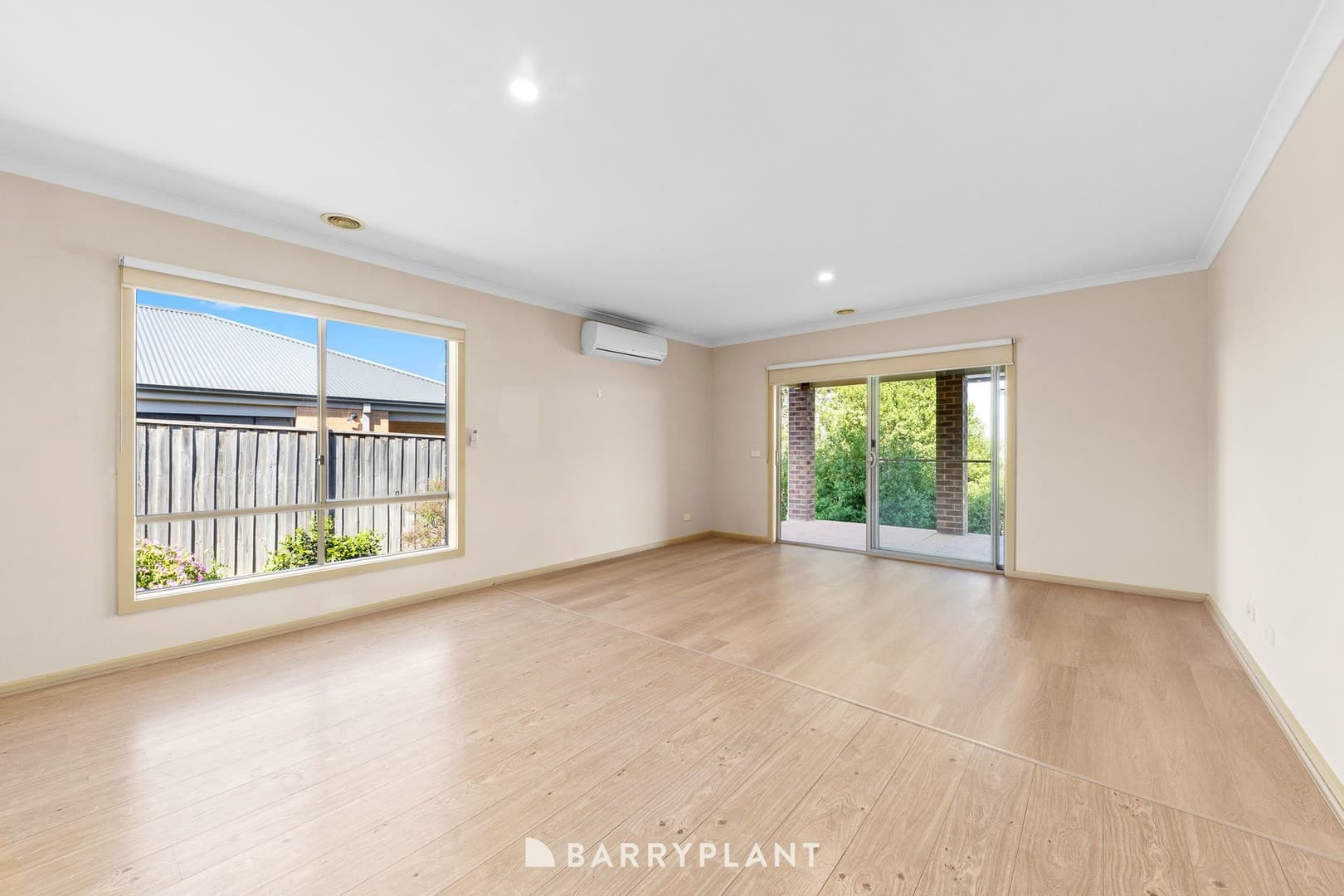 61 Como Parade, Clyde North, VIC 3978, Clyde North - Thumbnail 4