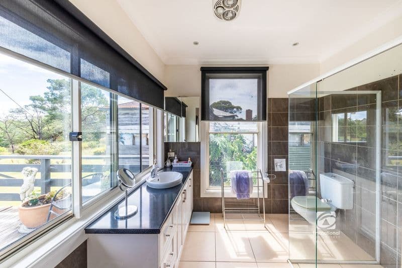 153 Gravelly Point Road, Raymond Island, VIC 3880, Raymond Island - Thumbnail 3