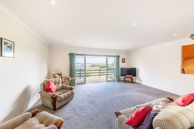 153 Gravelly Point Road, Raymond Island, VIC 3880, Raymond Island - Thumbnail 6