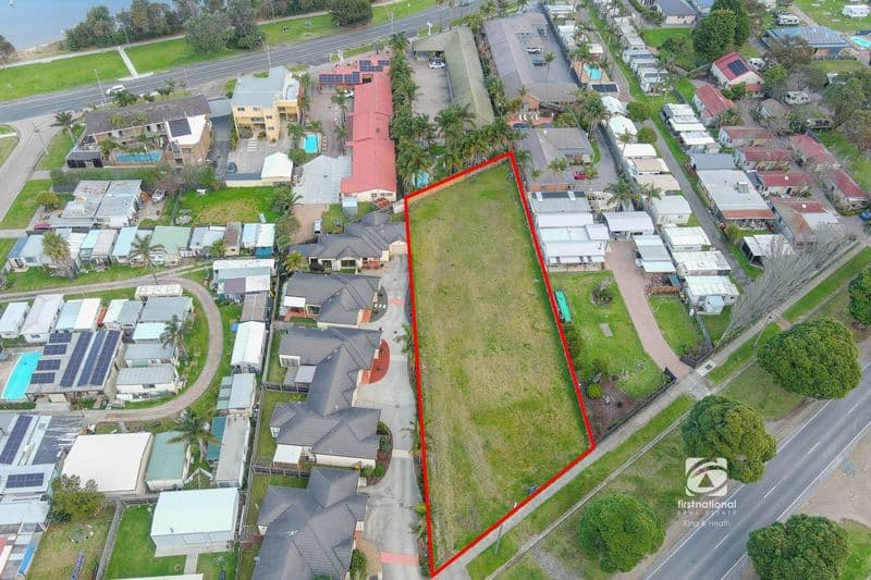 40 Roadknight Street, Lakes Entrance, VIC 3909, Lakes Entrance - Thumbnail 4