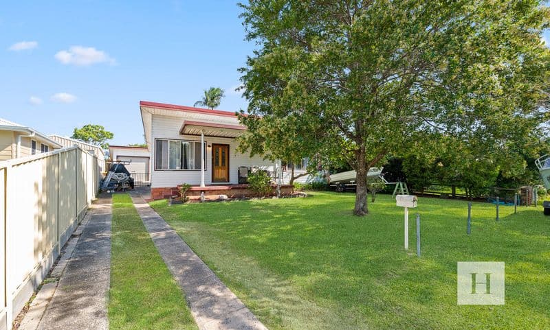 39 Dunvegan Street, Mannering Park, NSW 2259, Mannering Park - Image 1