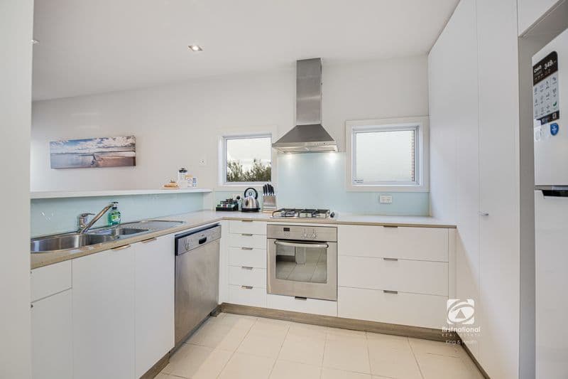 2/16 King Street, Paynesville, VIC 3880, Paynesville - Thumbnail 5