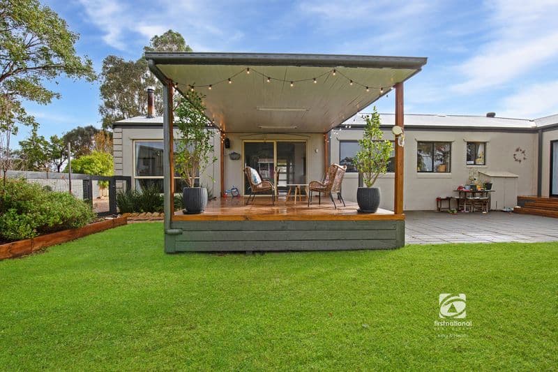 6 Lake Haven Avenue, Newlands Arm, VIC 3875, Newlands Arm - Thumbnail 2