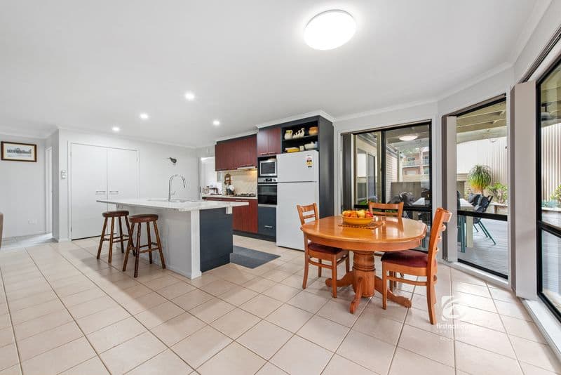 64 Robin Street, Lakes Entrance, VIC 3909, Lakes Entrance - Thumbnail 5