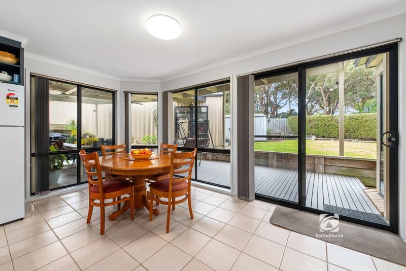 64 Robin Street, Lakes Entrance, VIC 3909, Lakes Entrance - Thumbnail 6