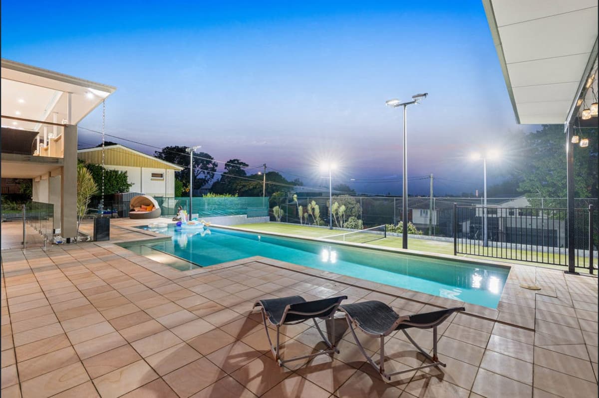 116 Manly Road, Manly West - Thumbnail 3