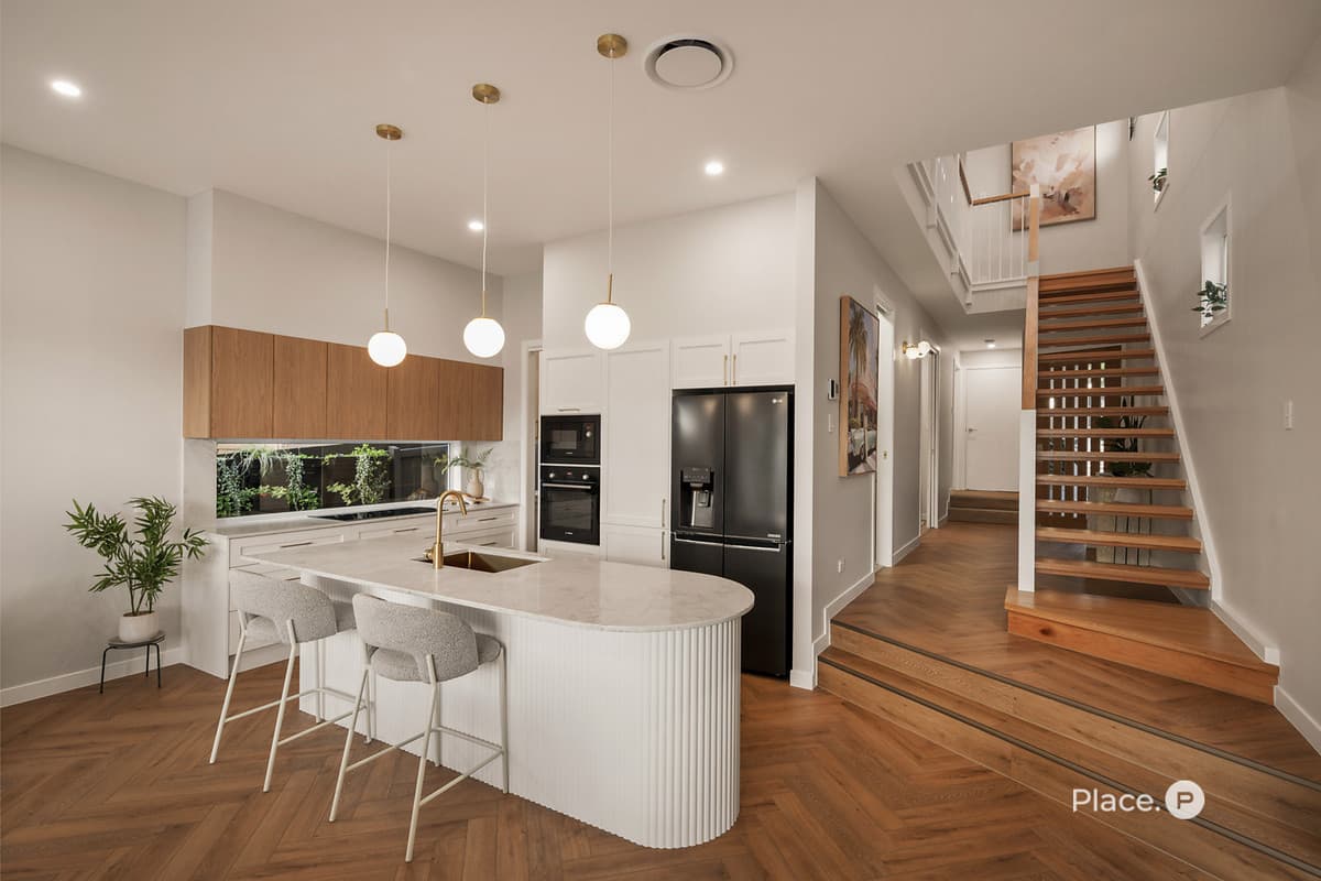 44 Ninth Avenue, Coorparoo - Thumbnail 8