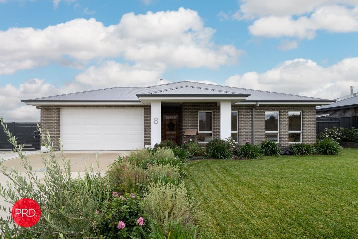 8 Jacombs Street, BUNGENDORE NSW 2621, Bungendore - Image 1