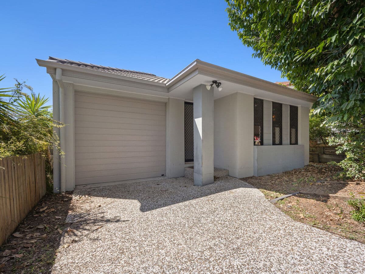 8 Hyde Avenue, Springfield Lakes QLD 4300, Springfield Lakes - Image 1
