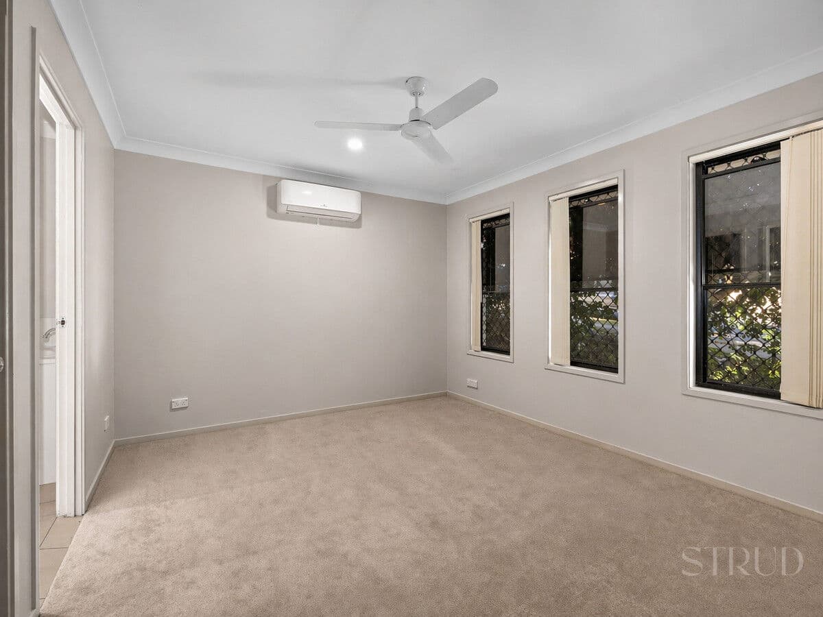 8 Hyde Avenue, Springfield Lakes QLD 4300, Springfield Lakes - Thumbnail 4