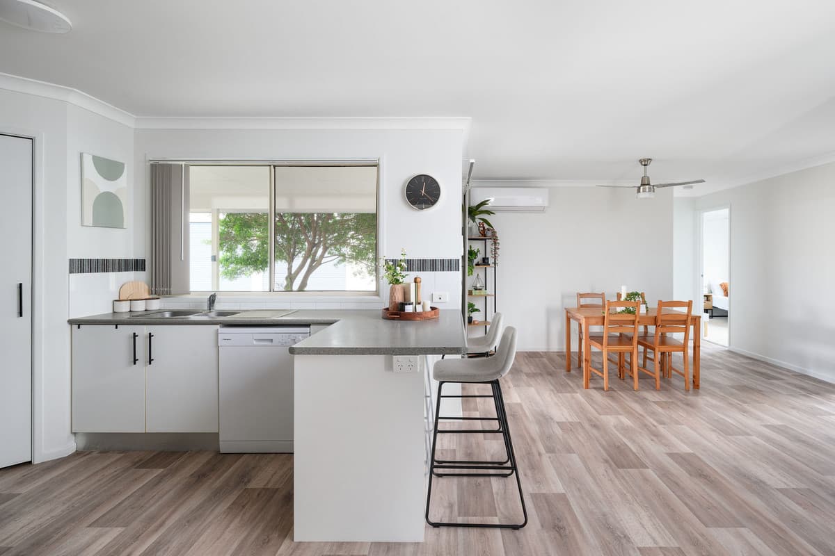 14 Environs Avenue, Cooloola Cove - Thumbnail 3
