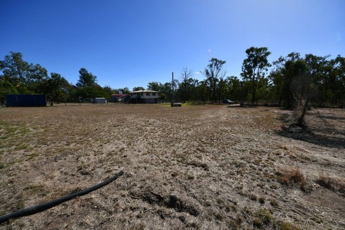flat 1/2 acre block, Flat 1/2 Acre Block - Image 1