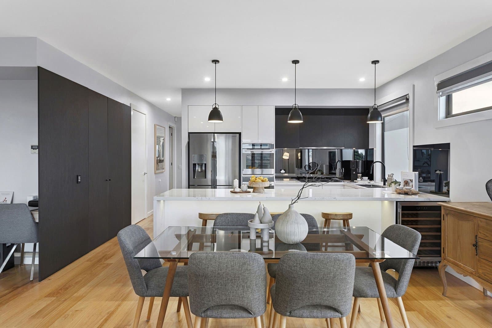 9 Strachans Road, Mornington - Thumbnail 3