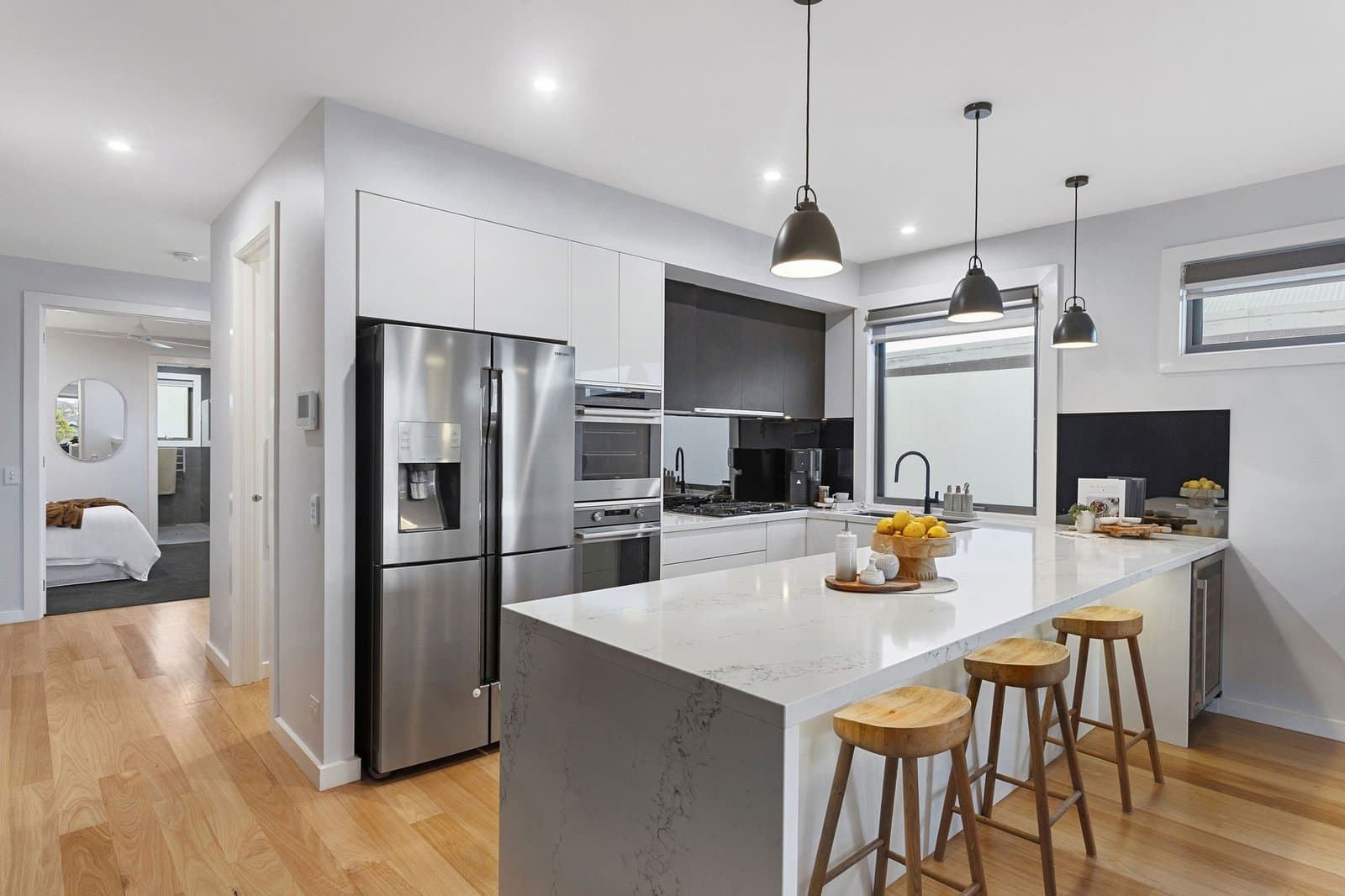 9 Strachans Road, Mornington - Thumbnail 4