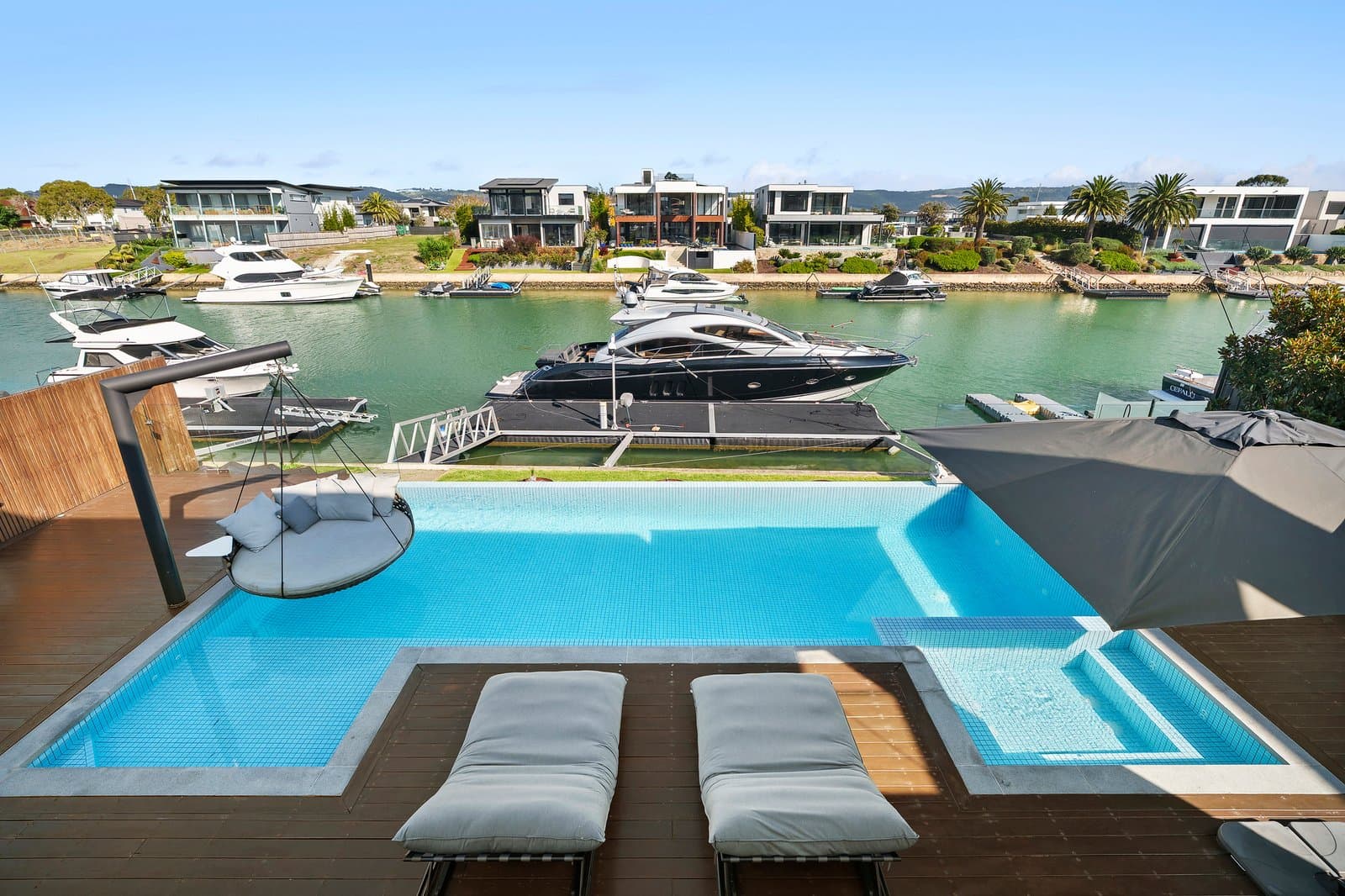 11 Brindabella Point, Safety Beach - Thumbnail 2