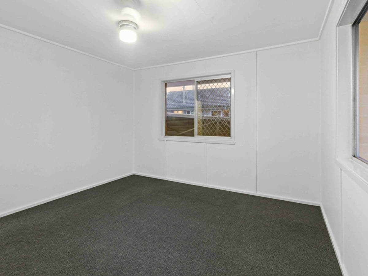 5 Wardell Crescent, BEENLEIGH, Beenleigh - Thumbnail 6