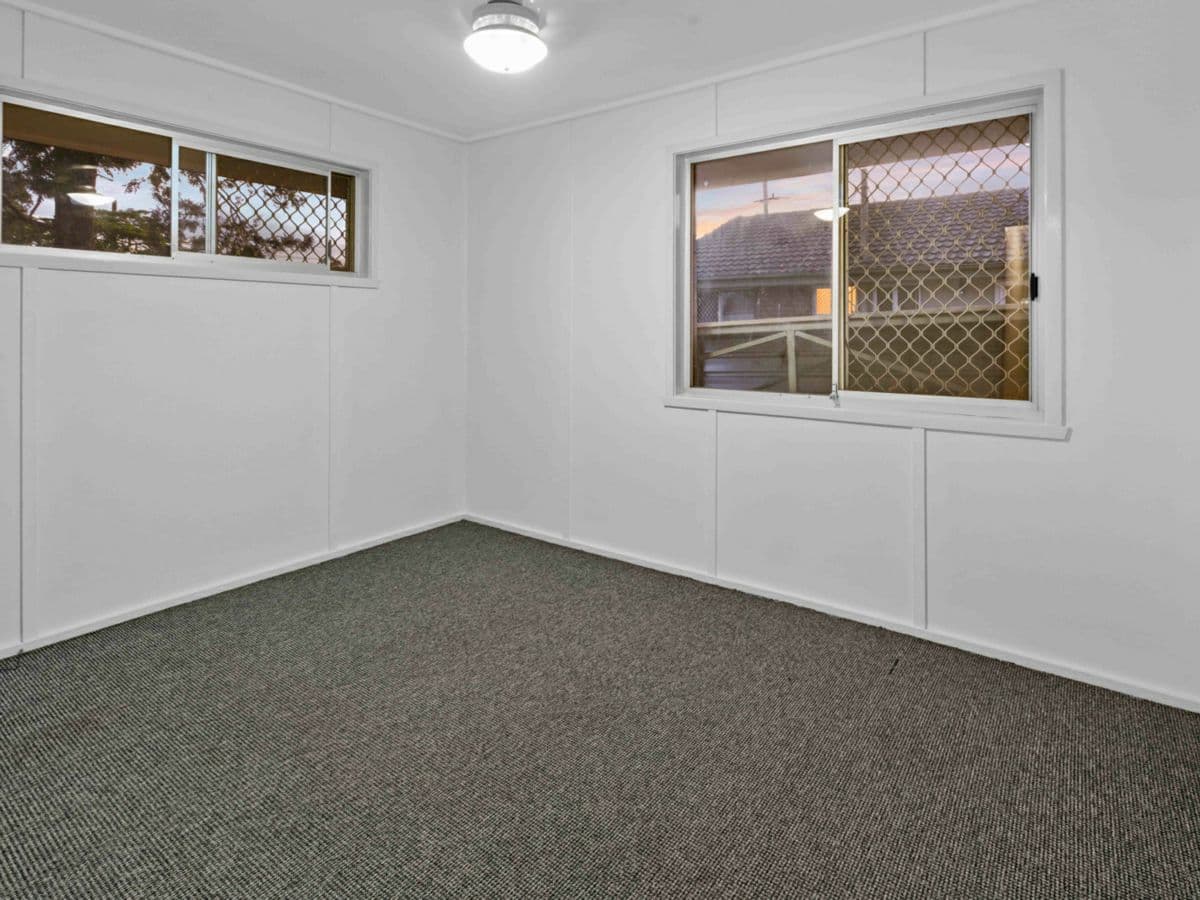 5 Wardell Crescent, BEENLEIGH, Beenleigh - Thumbnail 8