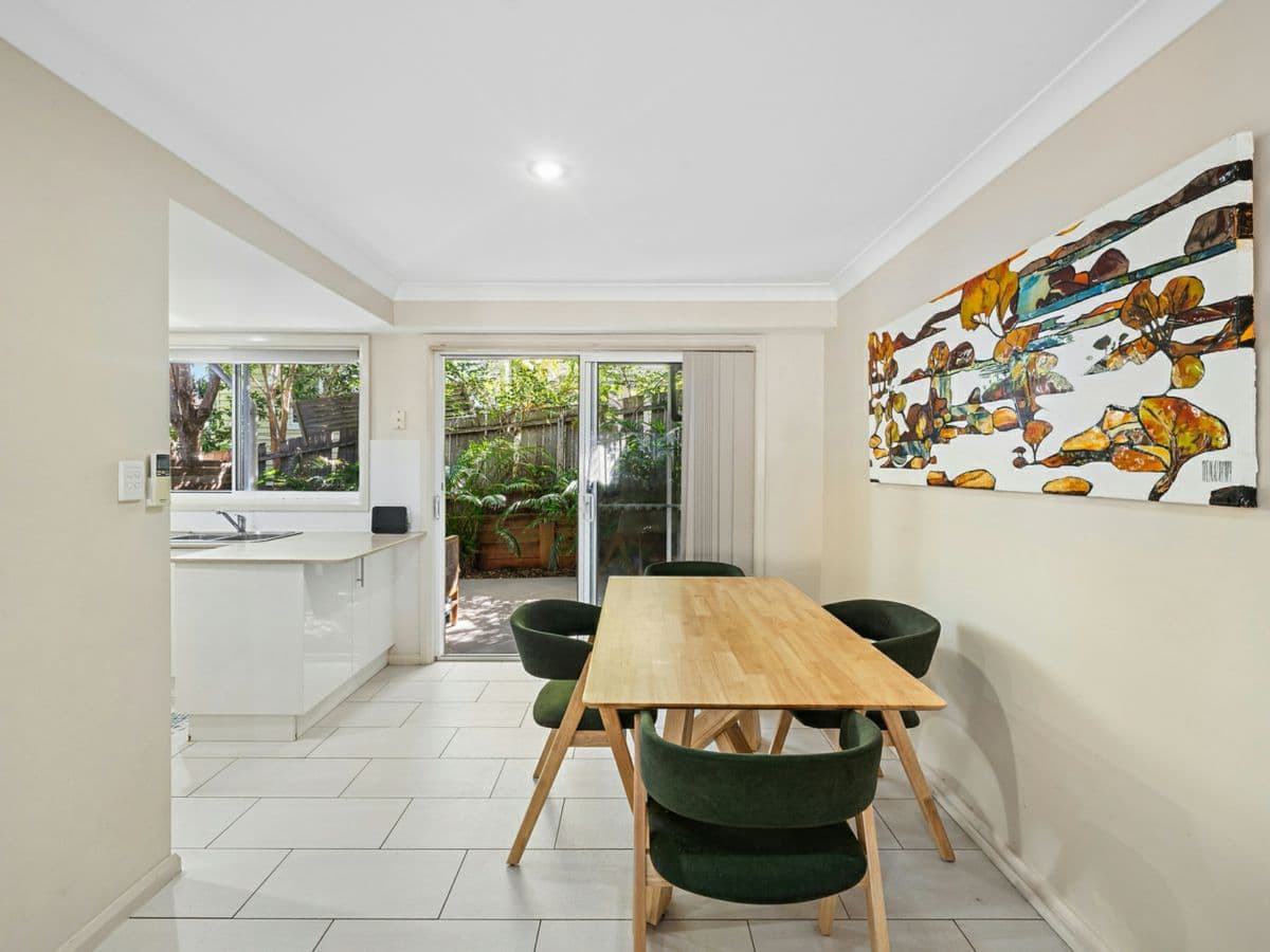 2/129 Pacific Drive, PORT MACQUARIE, Port Macquarie - Thumbnail 3